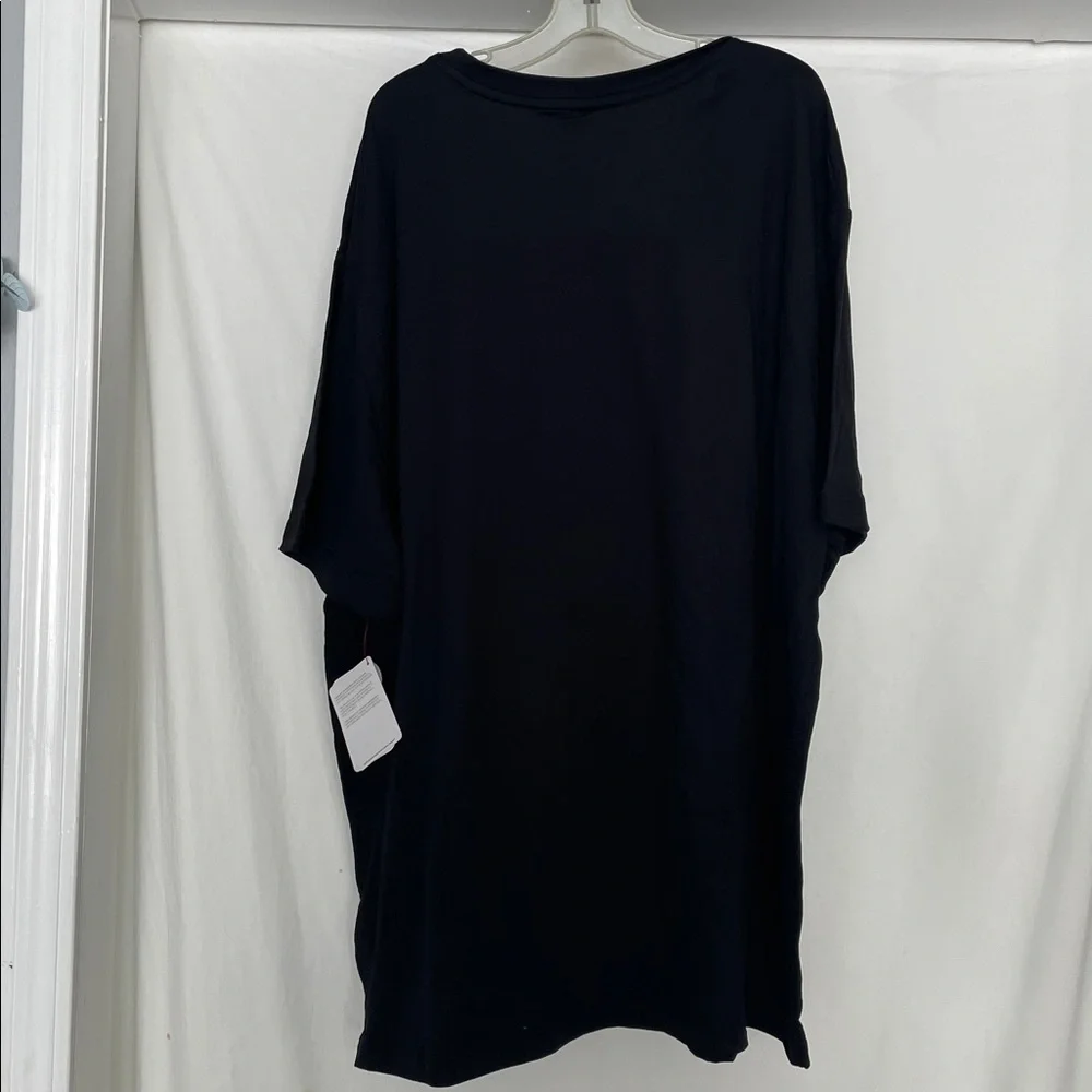 Reebok Black Short Sleeve Tee with White Logo 2XL 94% polyester 6% spandex